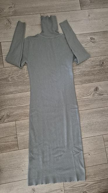 mantil za kisu: Pletena haljina s rol-kragnom - Model: uska, rebrasta pletenina, dugi — 1