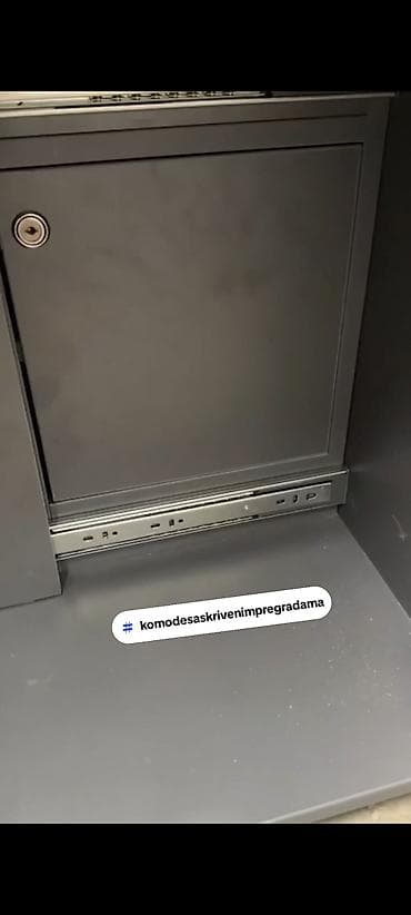 decija komoda: Komoda sa skrivenim pregradama Se izradjuje u Univera debljine 18mm — 3