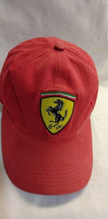 alex max kaputi: Kacket Ferrari podesiv max.62 cm. original ocuvan malo izbledeo. Imam — 1