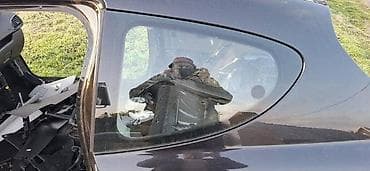 bmw x3 3.0d mt: ZADNJE LEVO STAKLO 3 VRATA ZA PEUGEOT 207 | zadnje levo bocno staklo — 1