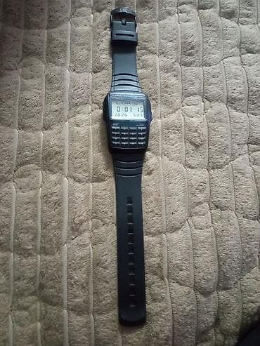 prada muski: Casio ručni digitalni sat sa kalkulatorom (Data Bank) - Model iz — 1