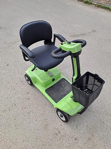 Pojasevi za korekciju držanja: Električni skuter za mobilnost – Neovoltaic, kompaktan 4-točkaš - — 1