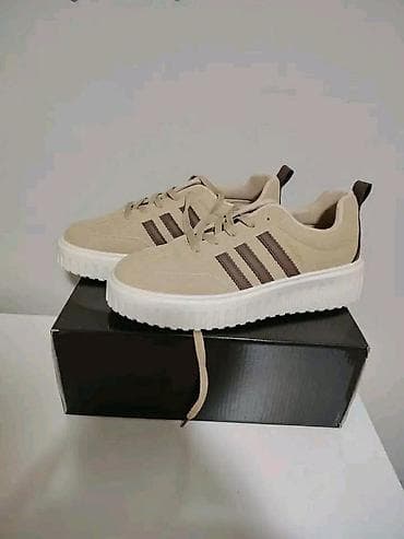 Patike: Bež patike sa tri pruge - Model: niske patike sa pertlama - Boja: bež — 2