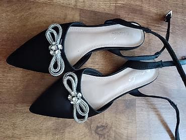Elegantne ženske slingback cipele sa špicastim vrhom. - Boja: crna -