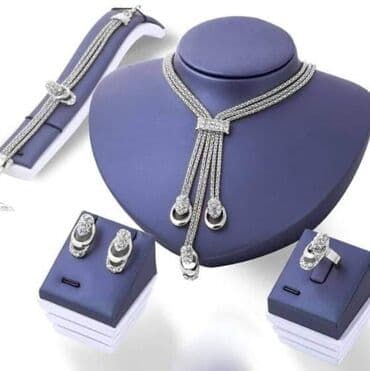 set za nokte dm: Cena: 2100din — 2