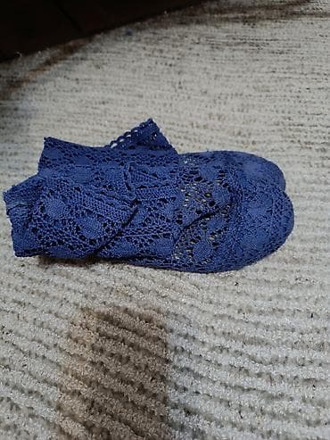 benetton obuca: Letnja obuća, sandale br.39, roze i plave letnje čizmice br. 40 — 4