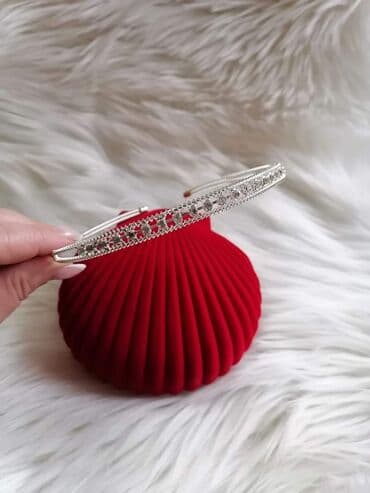 sprej za rascesljavanje kose dm: Krune 1300 — 14