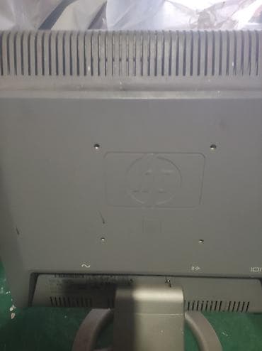 led tv akcija: HP vs17 – 17" LCD monitor - ISPRAVAN - Dijagonala ekrana: 17 inča — 3