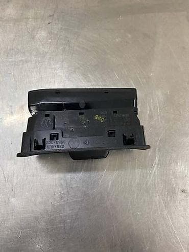 RESETKA VENTILACIJE ZA VOLKSWAGEN CADDY - 2K5819701A | Resetka