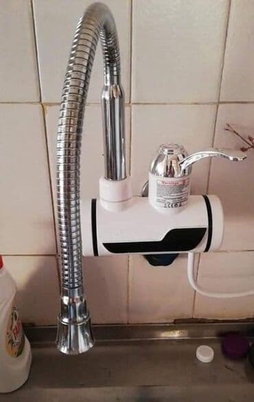 slavine za sudoperu metalac: Zidna (montira se na zid) Stona(montira se na sudoper) Oba modela — 2