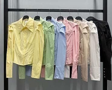 Lične stvari: Ženska košulja sa strukturom – model sa naglašenim ramenima i — 3