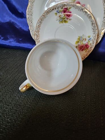 solje za caj: Set 1950g+ Mitterteich porcelan Bavaria. Trodelni set,sve na njemu — 7