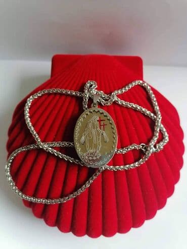 kutija za nakit za devojcice: Pendant necklace — 11