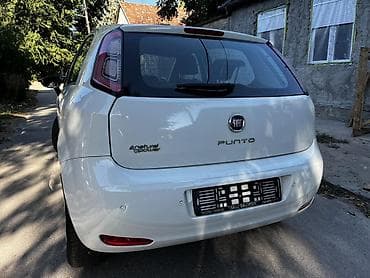 nosač za bicikle: Fiat Punto 5 vrata – bele boje Karoserija i spoljašnjost: - Hečbek sa — 10