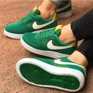 27c nike: Trainers, size - 44 — 1