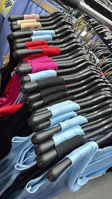 Men's Clothing: Elegantna ženska haljina bez rukava sa preklopljenim V dekolteom i — 8