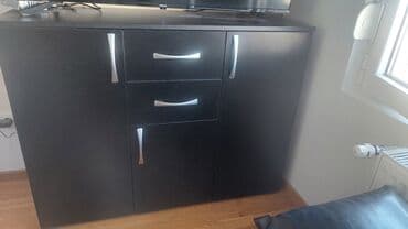 ikea sofe na razvlačenje: Komoda kao nova, masivna — 3