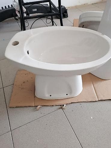 sudopera element: Keramički set za kupatilo – lavabo sa postoljem i bide - Materijal — 4