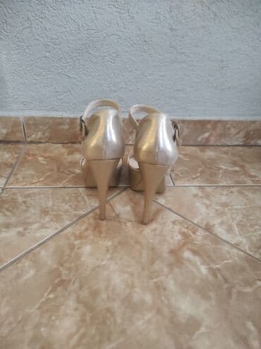 kupaci jednodelni za punije: Sandals, Perla, 38 — 2