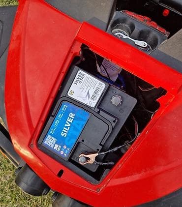 pavle obuca za decu: Autic je prepravljen na akomulator od auta,motorici i reduktori — 5