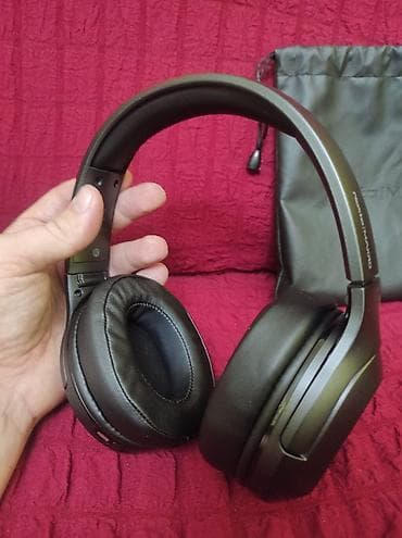 guess torba za laptop: Na prodaju Nokta Makro bluetooth slušalice – kao nove (Nokta Legend) — 2