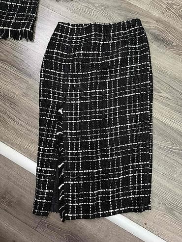 Women's Footwear: Zaista prelep i moderan komplet; Materijal je takav, dva puta nošen — 2