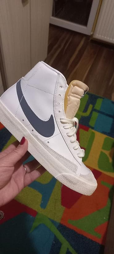 novoo: Nike Blazer Mid ’77 patike - Model: Blazer Mid ’77 Vintage - Visina — 1