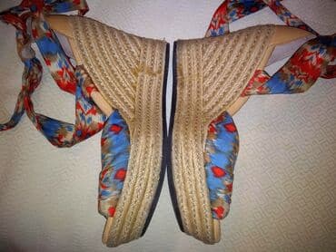 Uggs: UGG neobicne sandale 39 Unikatne i neobicne skupocene UGG sandale — 5