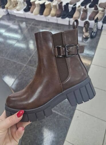 Venčanice i aksesoari: Čizme — 2