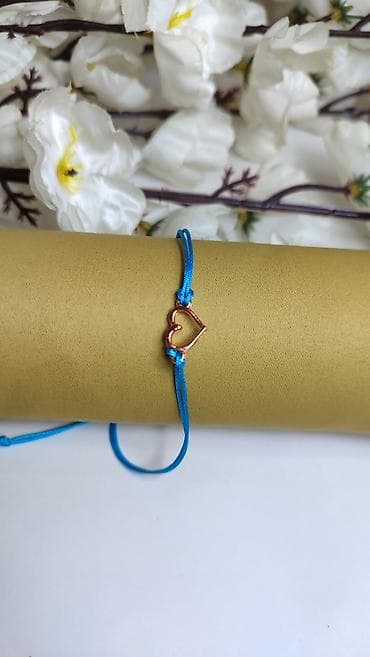 ascot satovi: Narukvica sa priveskom srce – minimalistički dizajn - Podesivi klizni — 3