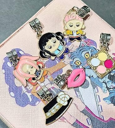 deda mraz na duvanje: Tvoja devojčica zaslužuje nakit koji priča priču. Upoznaj Miru, Zoe i — 4