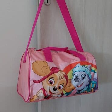 grubin borosane cena: Torba za trening i putovanja
Cena 1600 din
38*22 cm — 6
