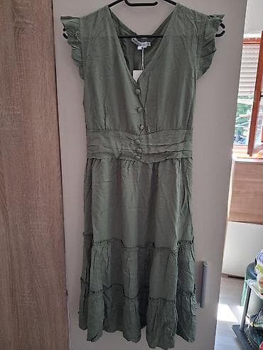 roma m: Haljina Just Woman – maslinasto zelena, veličina L/XL - Dužina: midi — 1