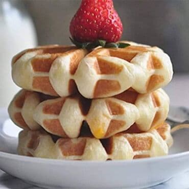 aparat za sendvice i vafle: 2700dinAparat za vafle Kućište od materijala otpornog na visoke — 4