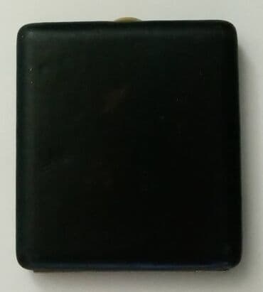 Beauty & Care: Cigarette case, Used — 4