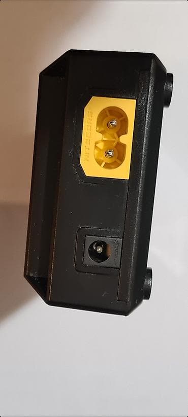 pec od felni: ☆ Prodajem pametni punjač baterija Nitecore Digicharger D2 EU. Nije — 6