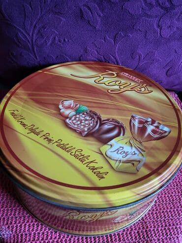 metalac staklene posude: Metalna ocuvana turska kutija iz 2005g. Visina. 10cm — 5