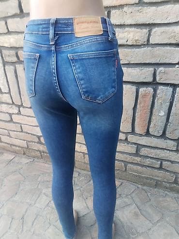 helanke sa stopalom: Fioretto farmerke – veličina S - Model: skinny/uzan kroj, pruža — 4