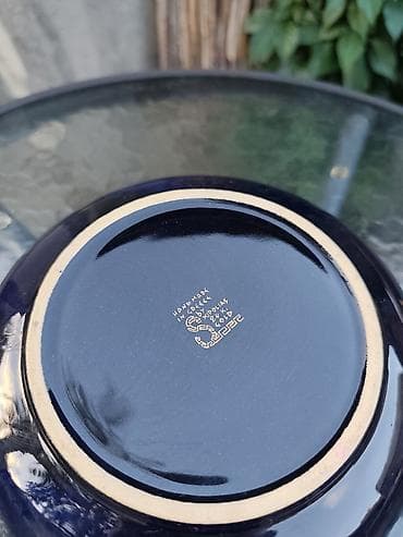 vitorog trpezarisjki set: Set grčkih suvenira od crnog porcelana s pozlatom – 3 dela i tamno — 6