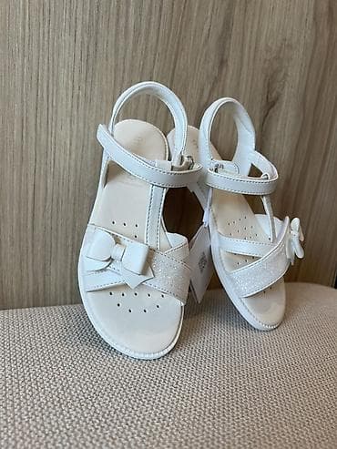 kragujevac obuca: Dečije sandale Geox, bela boja, broj 32. Mogu da isporučim haljinu u — 1