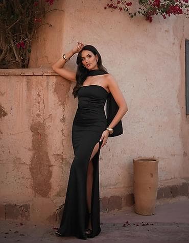 ✨Elegantna večernja haljina – duga, bez bretela, sa visokim šlicem i