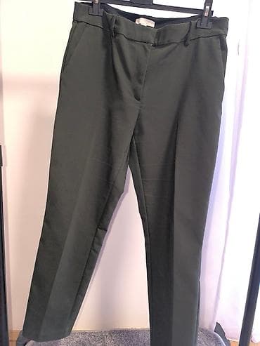 Izuzetno očuvane H&M cigaret pantalone. Mešavina pamuka i na lalafo.rs Izuzetno očuvane H&M cigaret pantalone. Mešavina pamuka i
