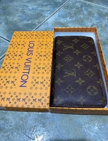 novcanik i kais set: NOVO U PONUDI
Novcanici u original kutiji — 8