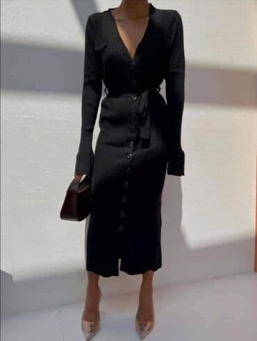 haljine trikotaža: Novoo
Haljina
Trikotaža
3300 din — 1