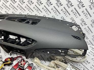 krovni kofer za auto: KOMPLET TABLA SA AIRBAG-OVIMA ZA AUDI A7, S7 | Komplet Instrument — 4