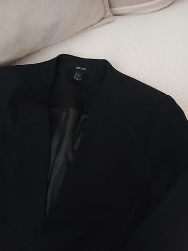 Forever 21, M, bоја - Crna