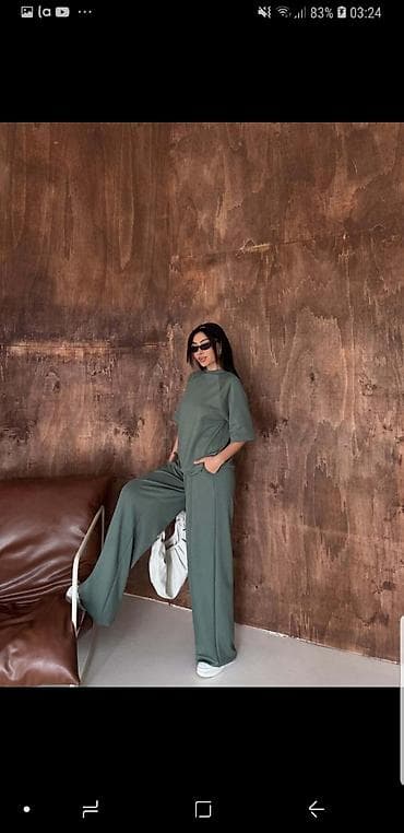 Komplet široke pantalone visokog struka na lastiz i bocnim dzepovima i