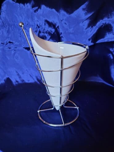 porcelanske solje za caj: Porcelanska nova posuda za pomfrit,sladoled itd. sa stalkom — 5