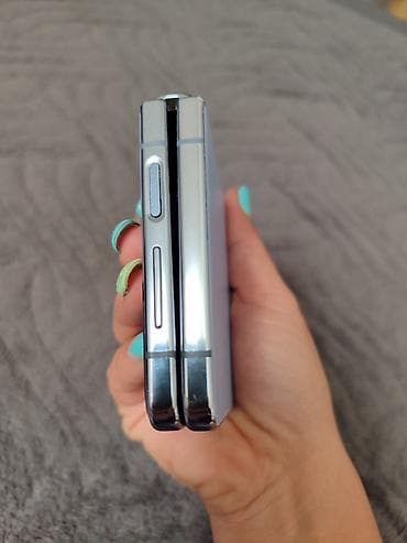 kupujem samsung: Samsun Z Flip 4 8/256 TOP STANJE Telefon je u perfektnom stanju, bez — 2