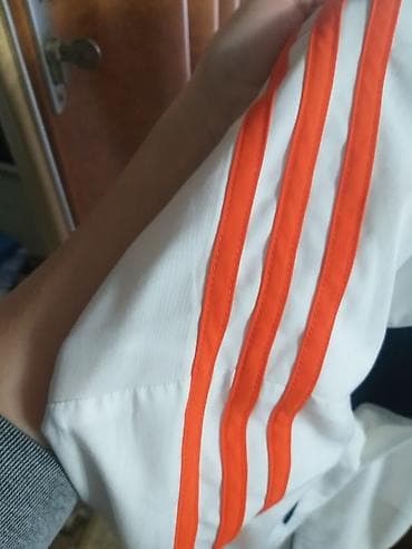 pull and bear jakne: Adidas muška sportska jakna L vel na rajsferšlus - Model: lagana — 6